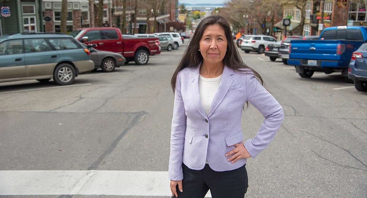 Lekanoff standing in the street in Bellingham