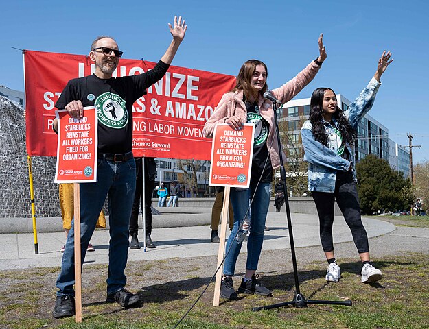 Starbucks workers rally for unionization in Seattle's Cal Anderson Park in 2022. Photo by Elliot Stoller