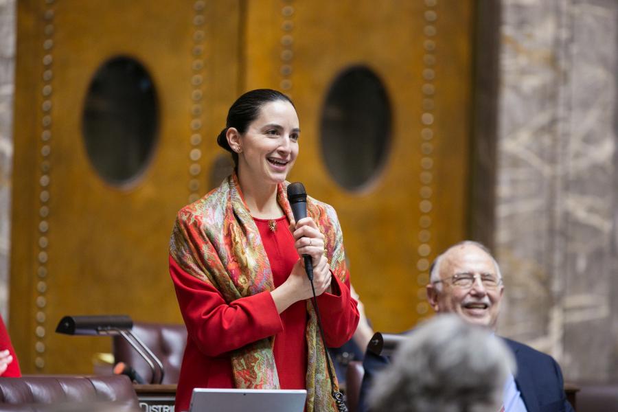 Sen. Rebecca Saldaña Wins "Legislator of the Week" Award